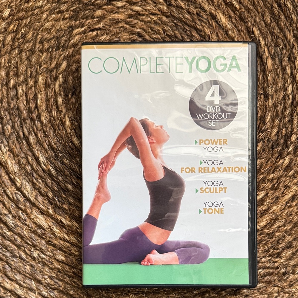 GAIAM Complete Yoga 4 DVD Workout Set - Green and Black